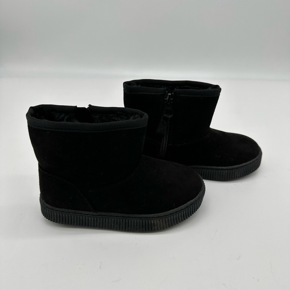 Cat & Jack Toddler Winter Boots Black Faux Suede Zip Side Size 8 - Picture 2 of 8